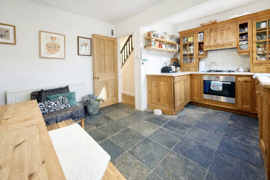 Property photo 2 of 15 Kitchen