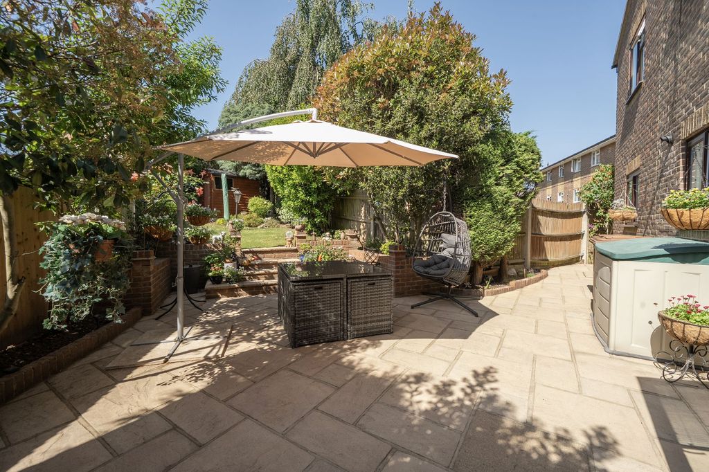 Property photo 3 of 21