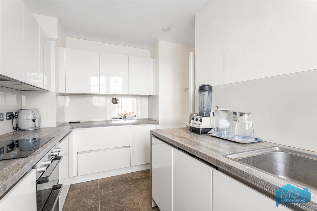 Property photo 3 of 11 Picture No. 09