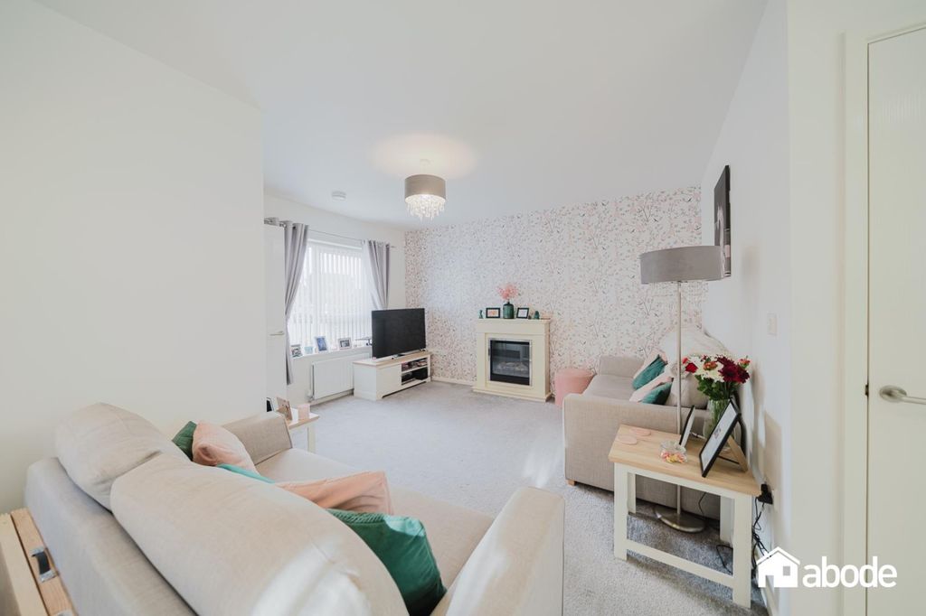 Property photo 2 of 25 Dsc04433-Hdr.Jpg