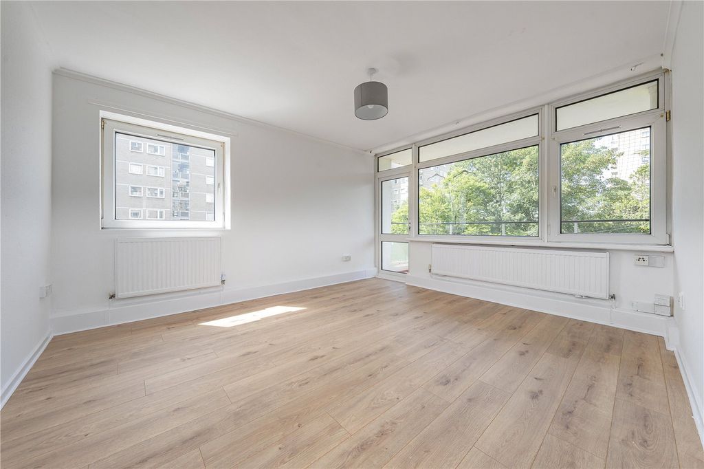 Property photo 1 of 11 Picture No. 03