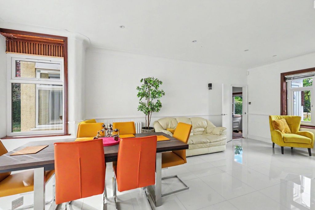 Additional image 6 of 5 bed detached house for saleClay Hill, Enfield EN2