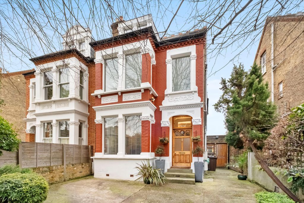 Property photo 1 of 11 Image