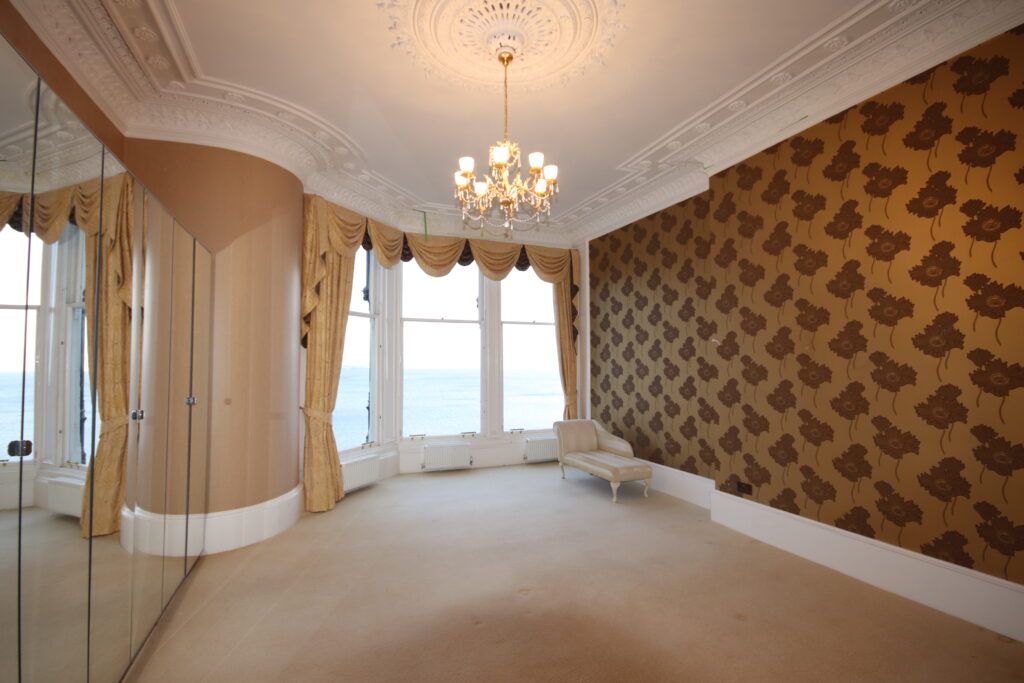 Additional image 8 of 5 bed flat for sale2/1, 10 Mountstuart Road, Rothesay PA20