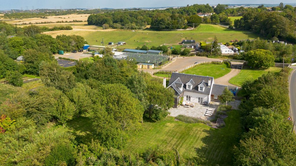 Property photo 3 of 13 32A-Old-Pentland-Road-Damhead-Land-08