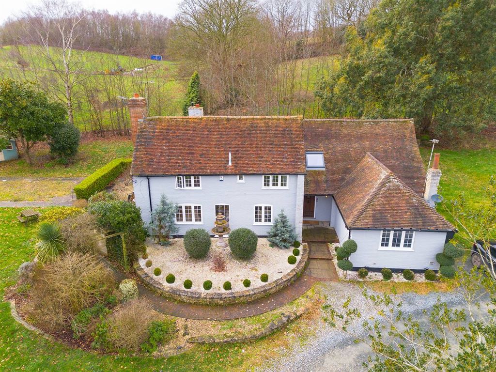 Property photo 1 of 85