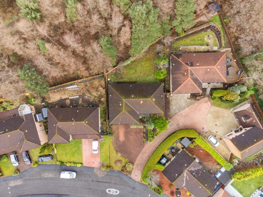 Property photo 3 of 42