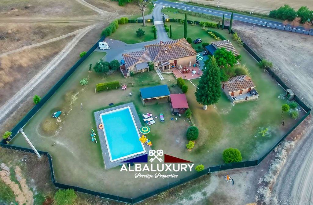 Property photo 1 of 30