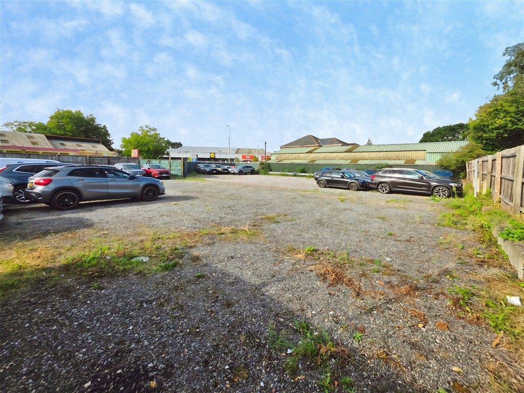 Property photo 2 of 7