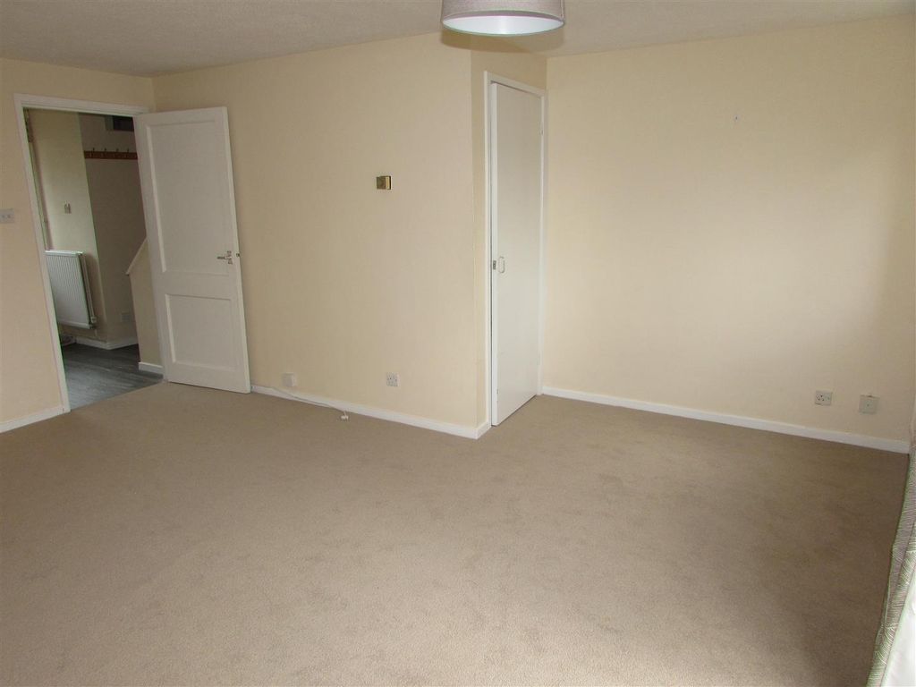 Property photo 3 of 4 027.Jpg