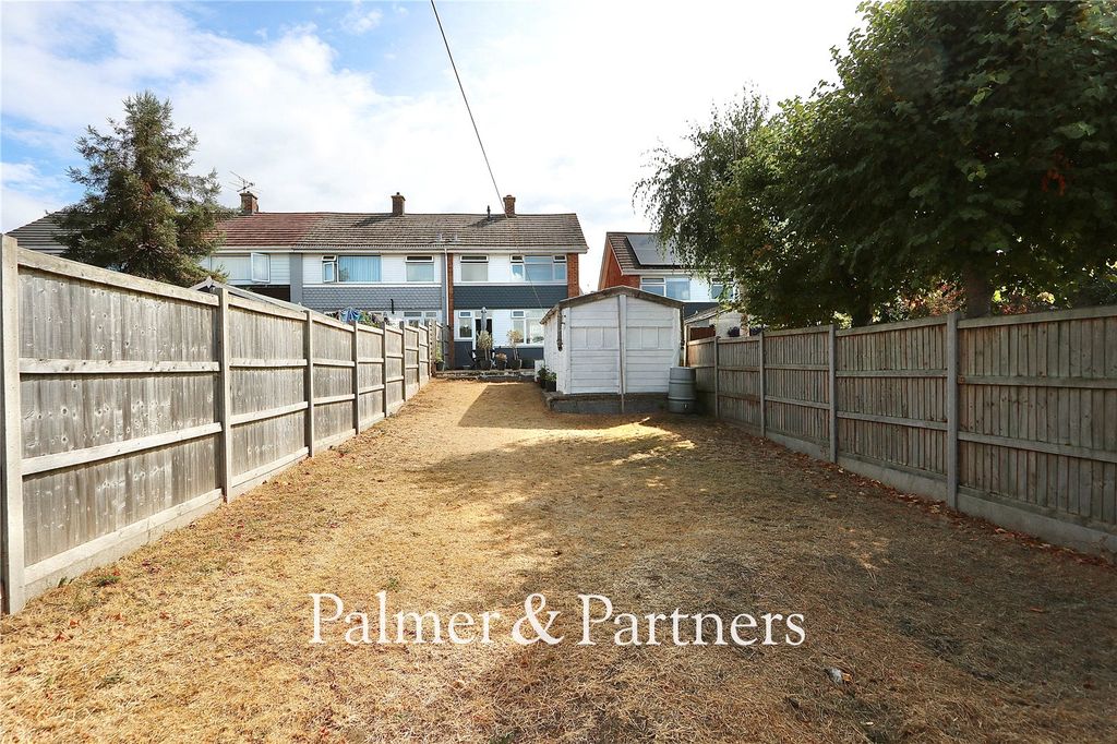 Property photo 3 of 23 Picture No. 04