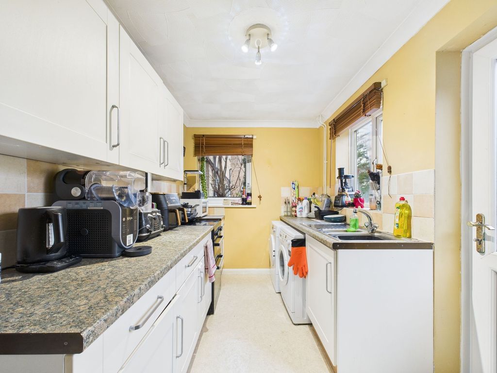 Property photo 3 of 13