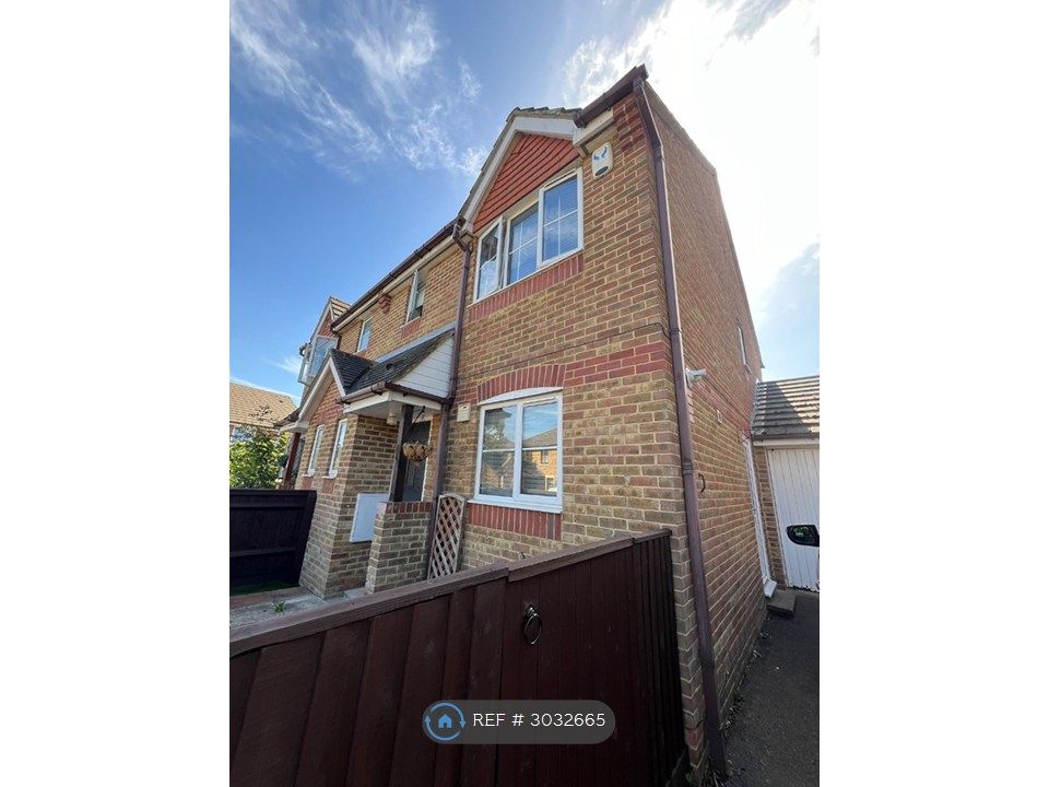 Property photo 2 of 24