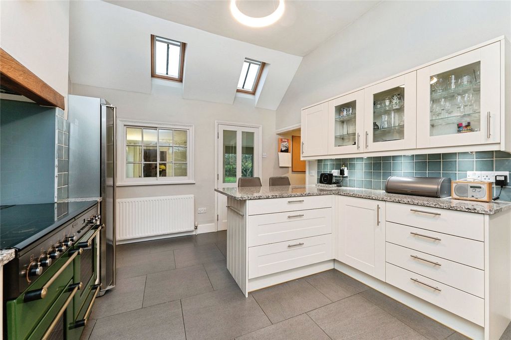 Property photo 3 of 30 Picture No. 22