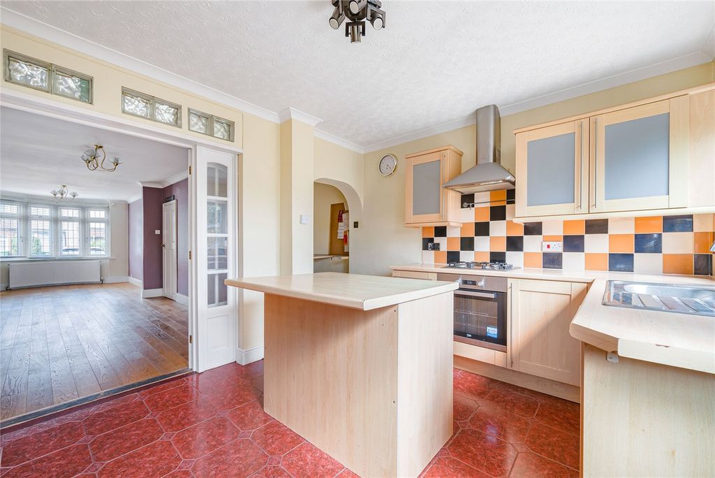 Property photo 3 of 15 Kitchen