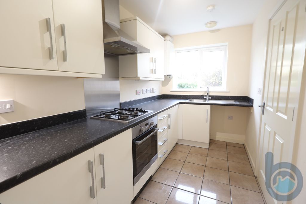 Property photo 2 of 23