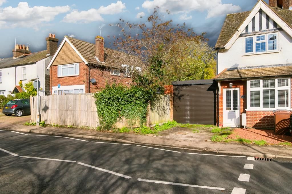 Property photo 1 of 7 External (Portal Size).Jpg
