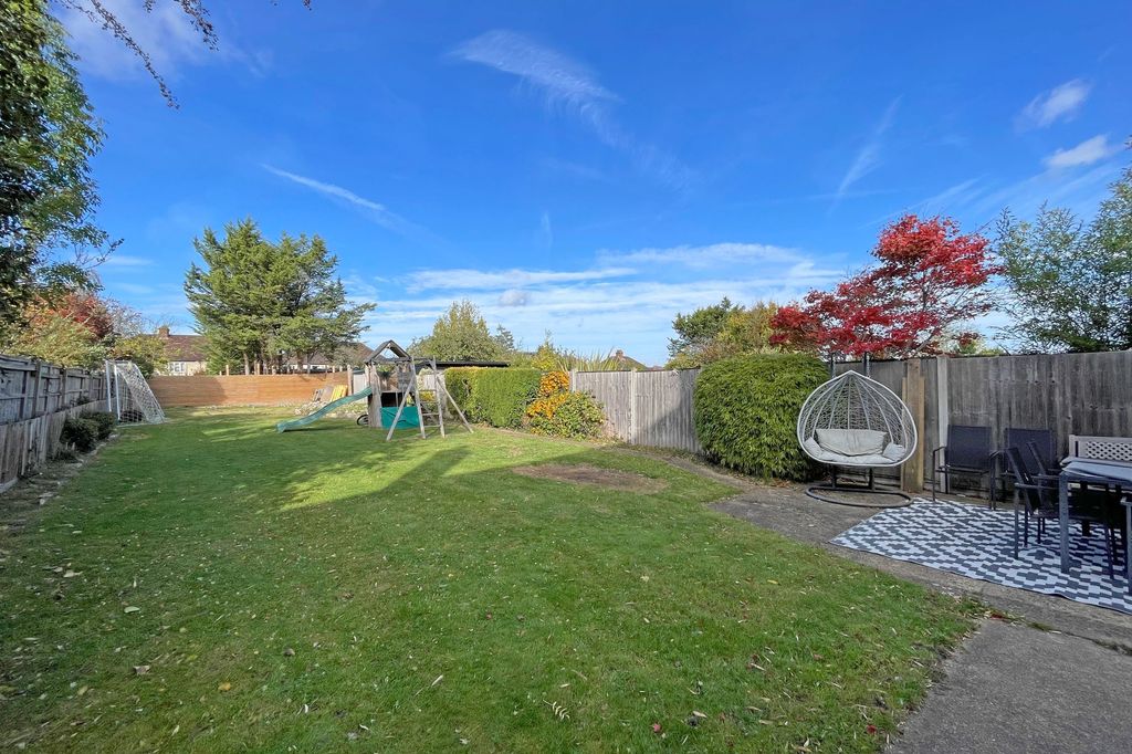 Property photo 3 of 22