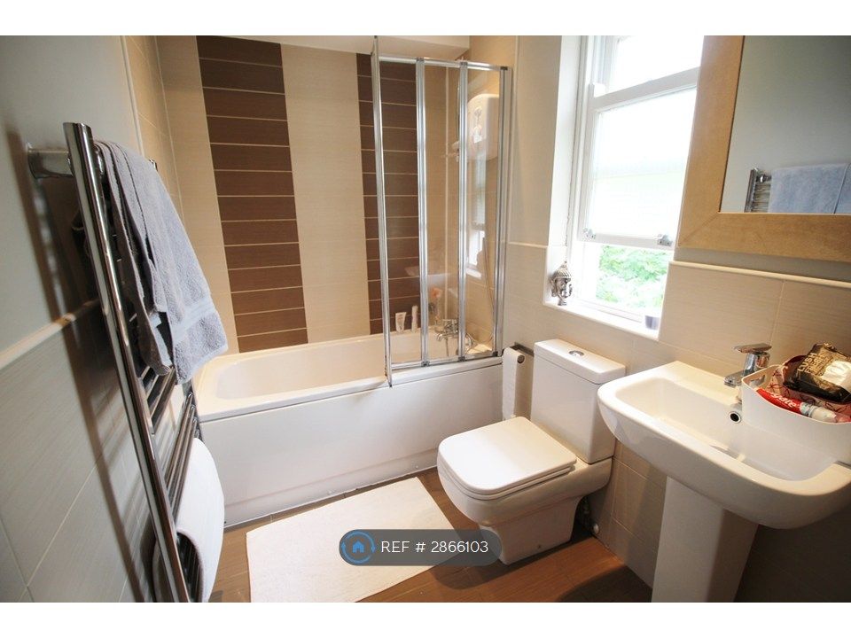 Property photo 3 of 4