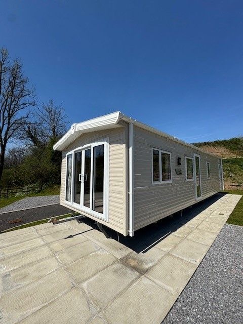 Property photo 1 of 11 1
