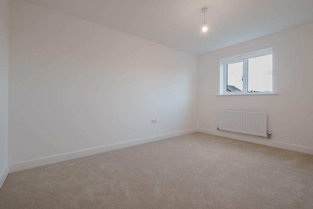 Property photo 3 of 8 Photo