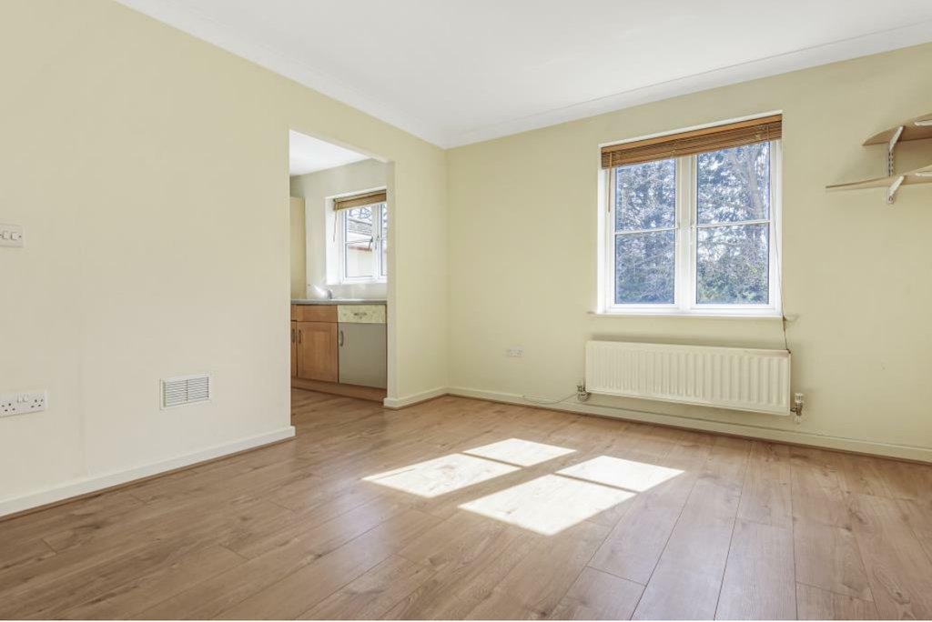 Property photo 3 of 9 Rc 3