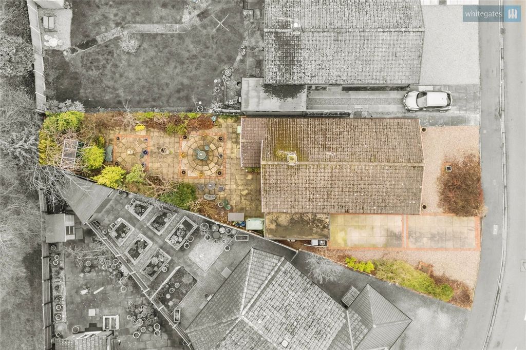 Property photo 2 of 22 Picture No. 33