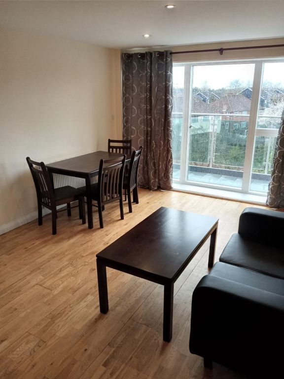 Property photo 2 of 7