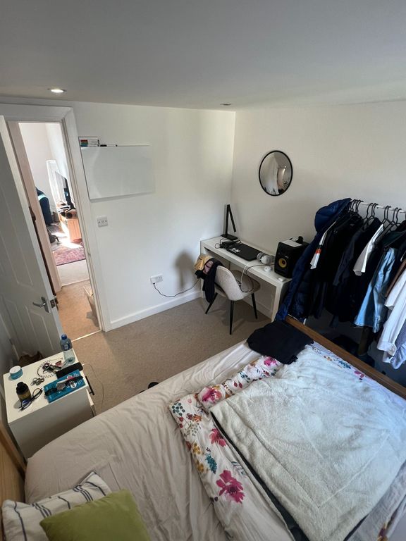 Property photo 3 of 4