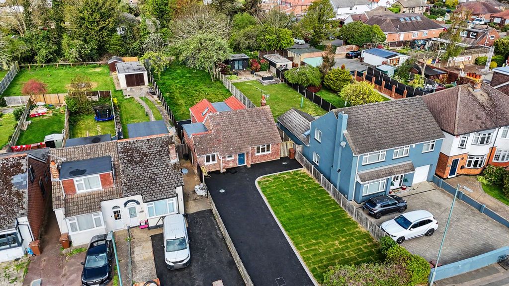 Property photo 1 of 24