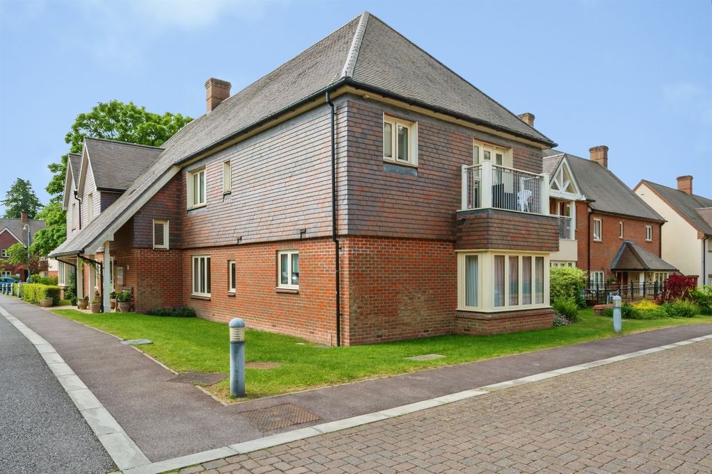 Property photo 2 of 15