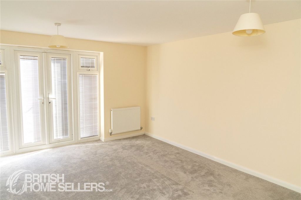 Property photo 3 of 14 Picture No. 13