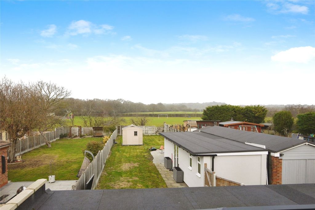 Property photo 1 of 20 Picture No. 26