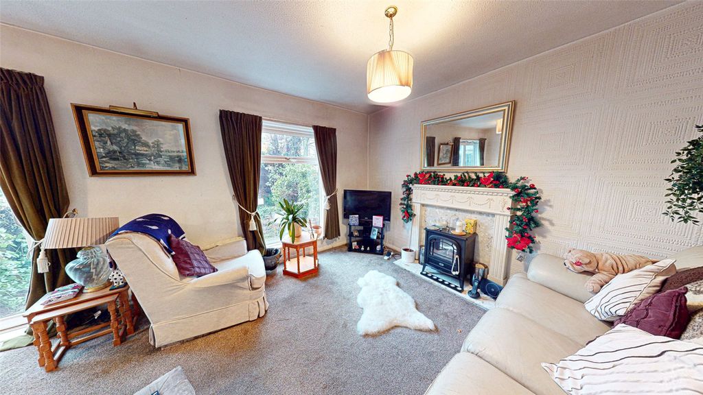 Property photo 2 of 15 Picture No. 20