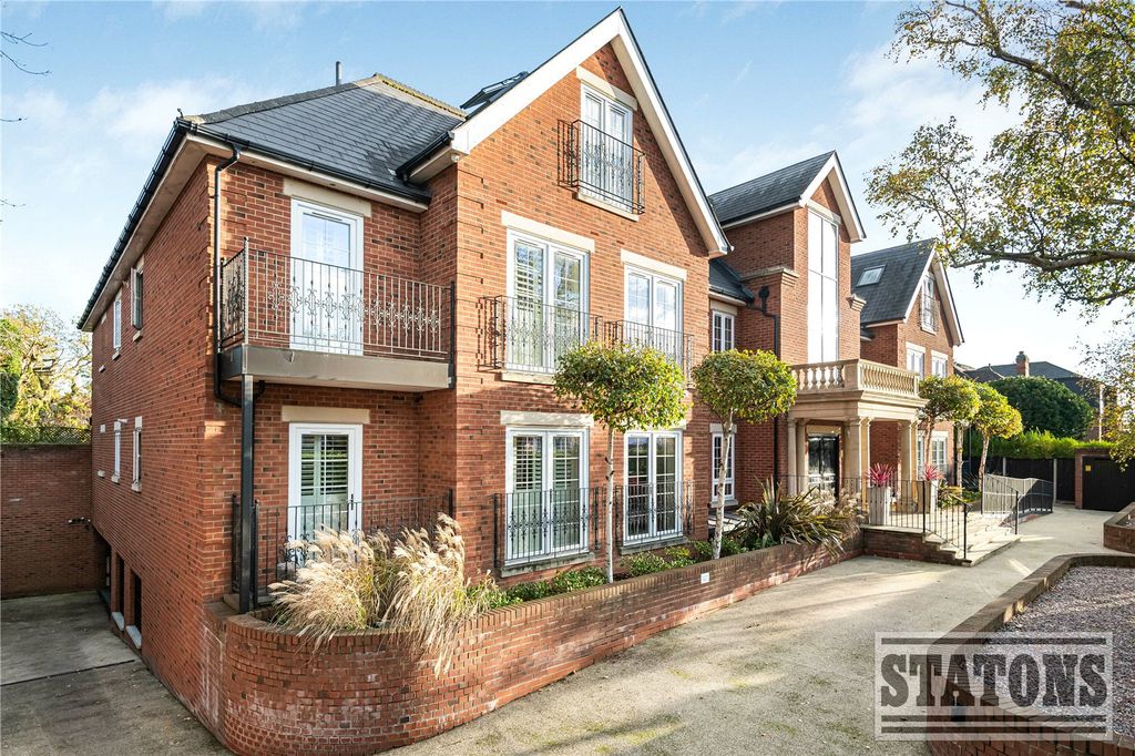 Additional image 19 of 3 bed flat for saleUplands Park Road, Enfield EN2