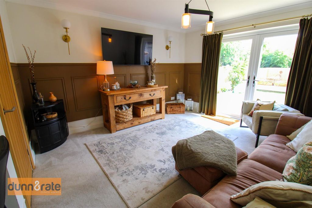 Property photo 2 of 21 Img_9915.Jpg