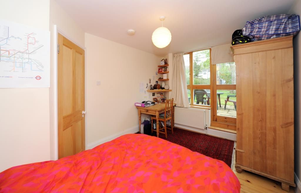 Property photo 3 of 14 Bedroom