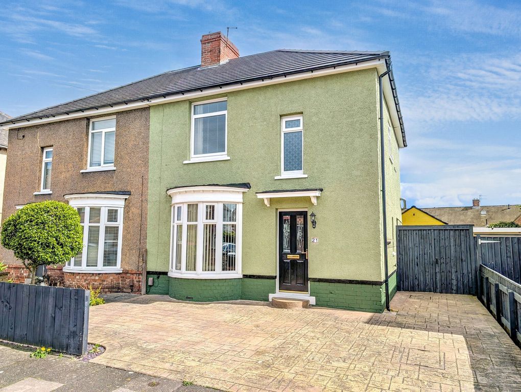 Property photo 1 of 20