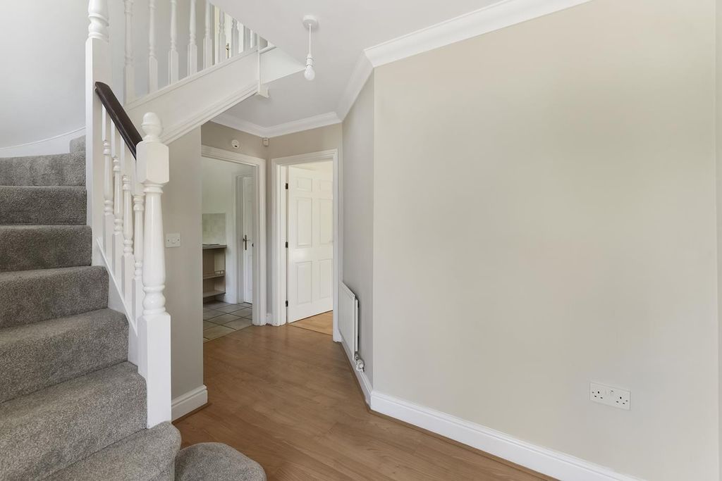 Property photo 3 of 19 3Hawthornden03.Jpg