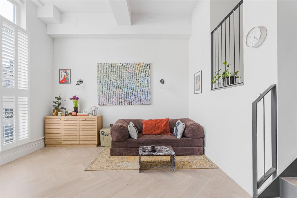 Property photo 2 of 8 2.Jpg