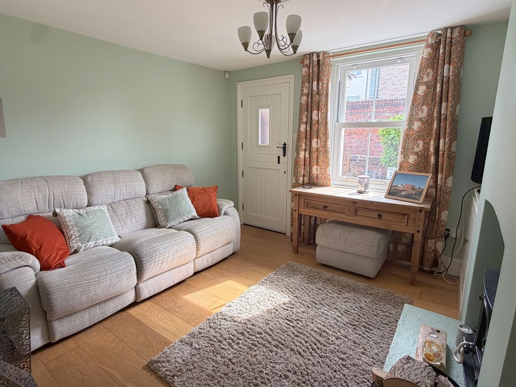 Property photo 3 of 17 Gallery