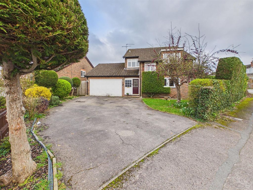 Property photo 1 of 19 Cam05510G0-Pr0180-Still023.Jpg