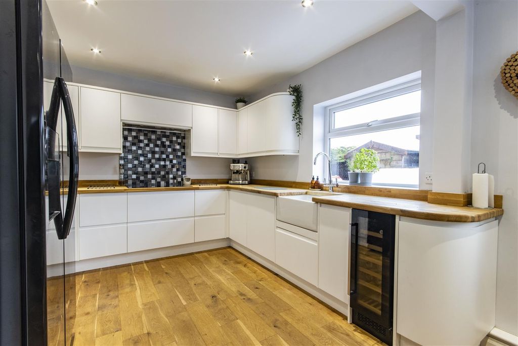 Property photo 2 of 28 Open Plan Kitchen/Diner