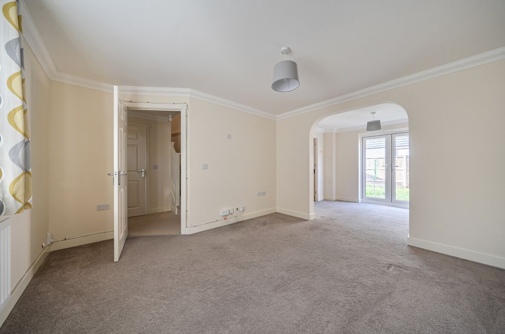 Property photo 3 of 15 1397686769c56Ab9618Dd