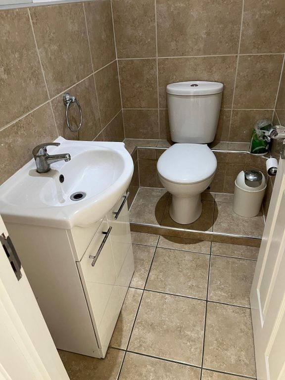 Property photo 3 of 4
