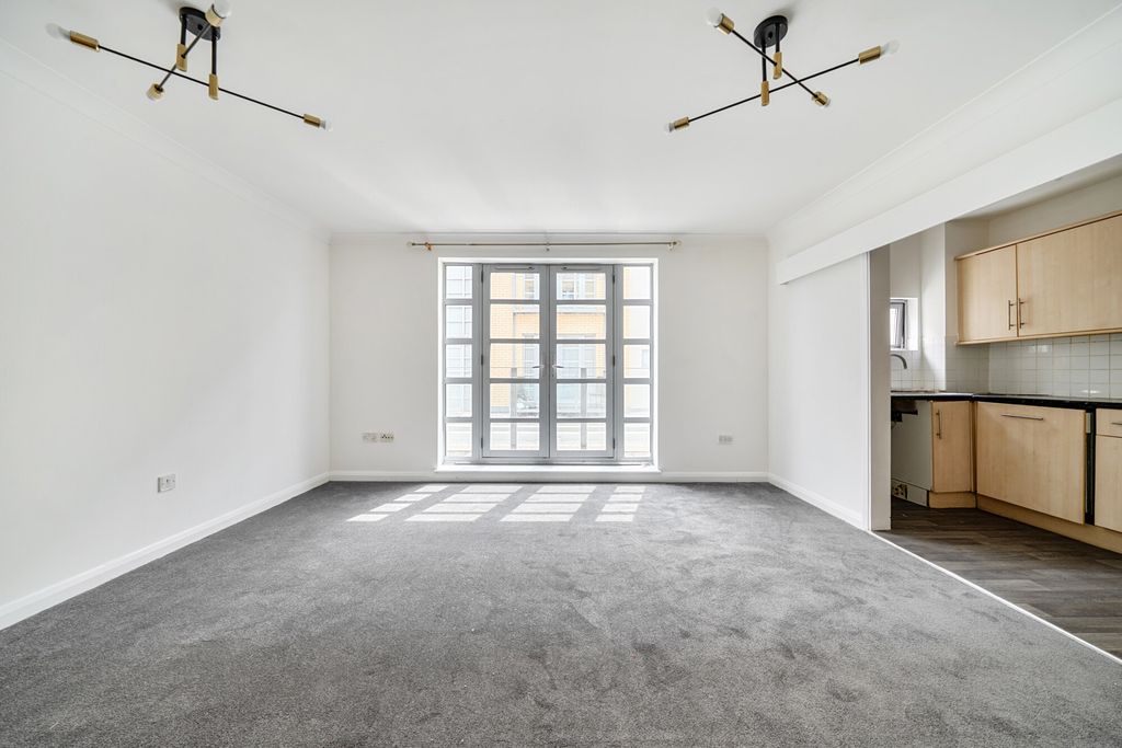 Property photo 2 of 22 Open Plan Living
