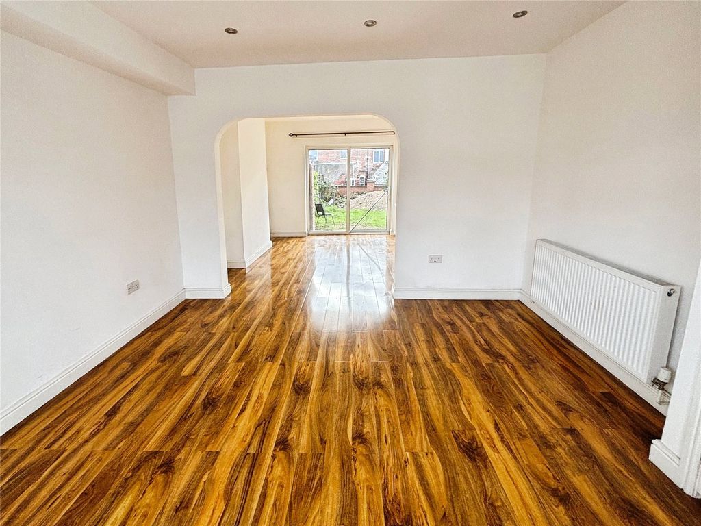 Property photo 2 of 9 Living Room