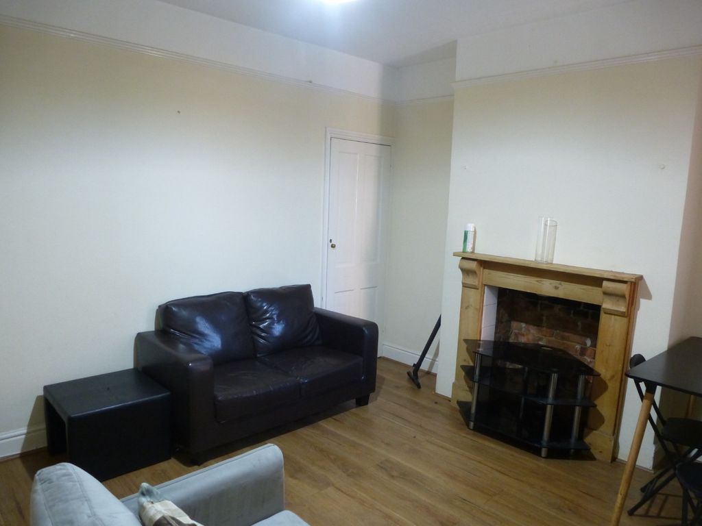 Property photo 3 of 19 5413043