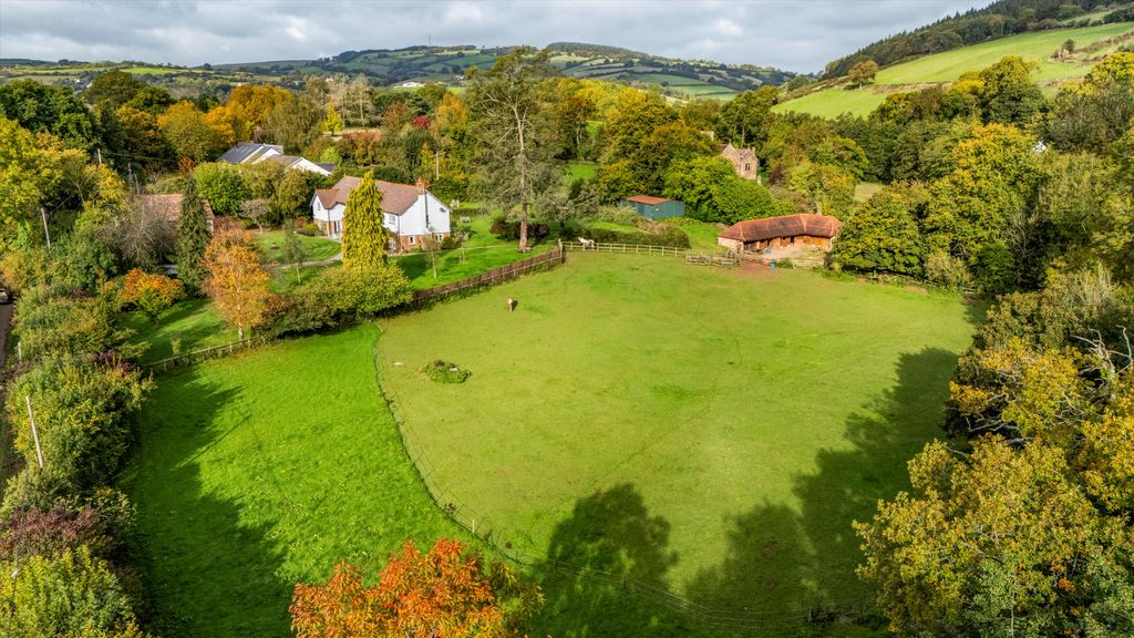 Property photo 2 of 27 Image