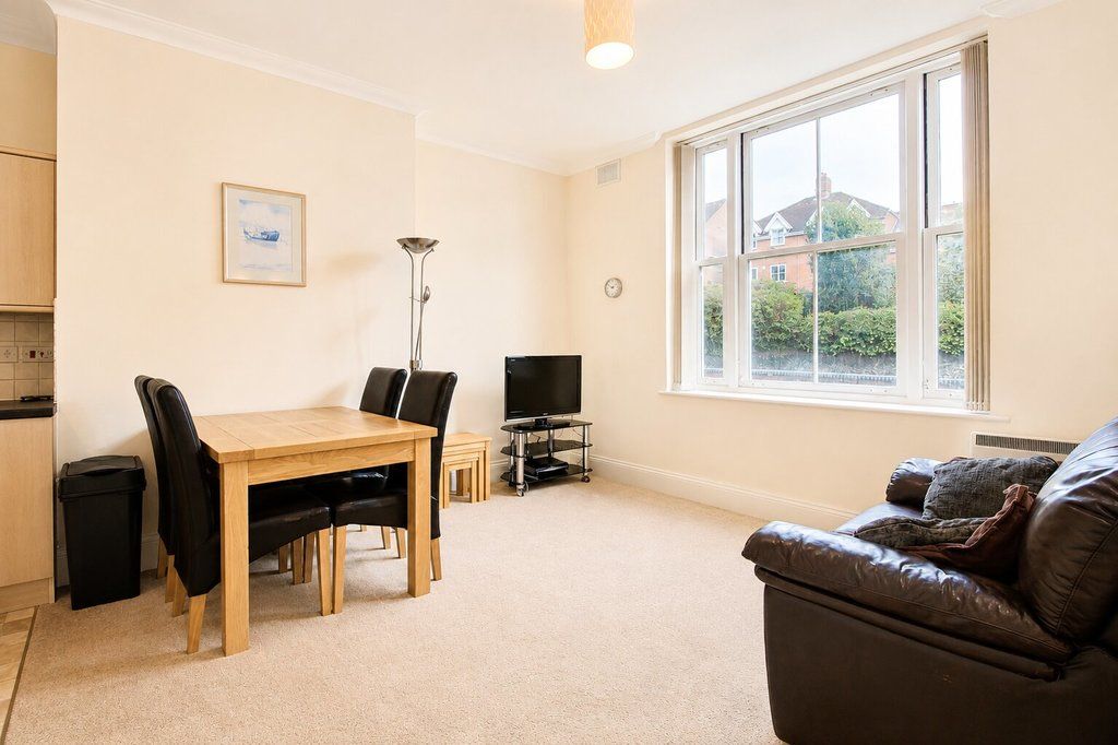 Property photo 2 of 7